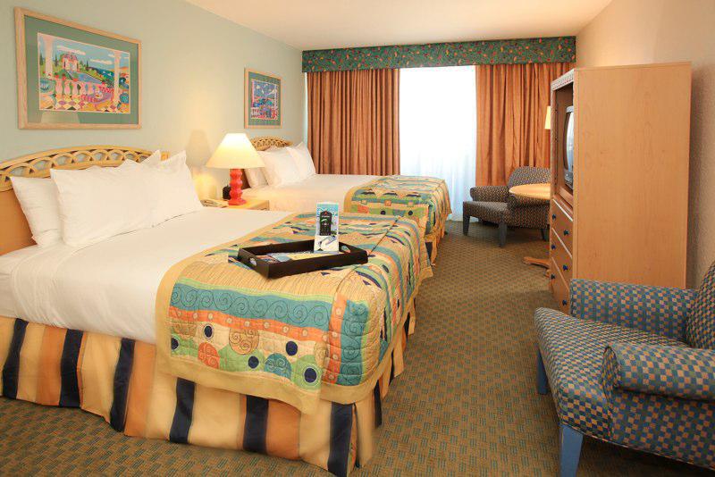 Delta Hotels By Marriott Orlando Lake Buena Vista Стая снимка